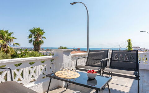 Alondras: Blau, Balkon, Geländer, Wohnung, Zaun, Meer, Resort, Eigentumswohnung, Schwimmbad, Hotel
