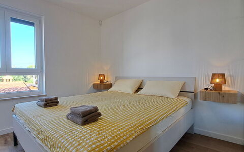 Duplex: Blau, Balkon, Geländer, Wohnung, Zaun, Meer, Resort, Eigentumswohnung, Schwimmbad, Hotel