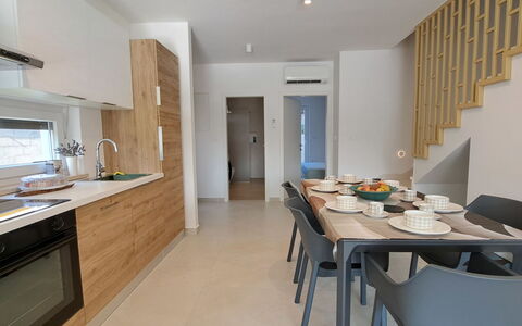 Duplex: Blau, Balkon, Geländer, Wohnung, Zaun, Meer, Resort, Eigentumswohnung, Schwimmbad, Hotel