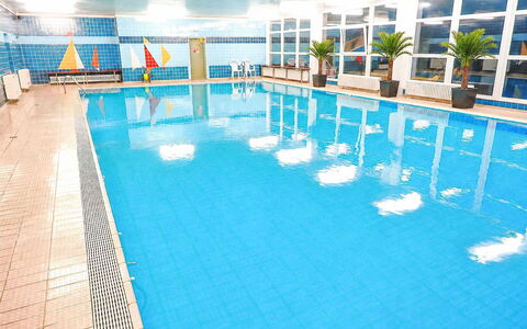 Burhave 201: Schwimmbad, Freizeit, Resort, Erholung, Sport, Freizeitzentrum, Hotel, Ferienort, Thermae, Körperliche Fitness