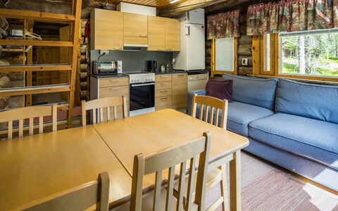 Nelostupa C: Holz, Interior Design, Flooring, Fussboden, Decke, Zimmer, Möbel, Holzbeize, Hartholz, Blockhaus