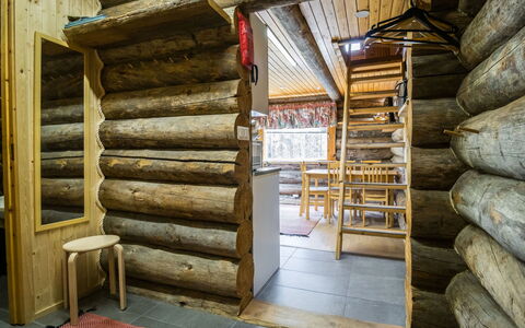 Nelostupa C: Holz, Decke, Flooring, Fussboden, Interior Design, Möbel, Zimmer, Blockhaus, Hartholz, Holzbeize