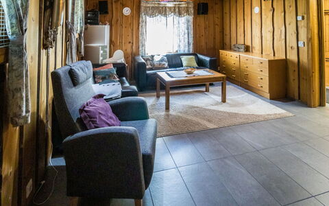 Nelostupa C: Möbel, Interior Design, Holz, Flooring, Fussboden, Decke, Couch, Wohnzimmer, Zimmer, Beleuchtung