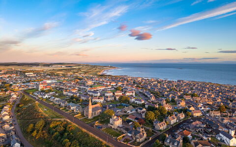 Willow'S Retreat: Wohngebiet, Horizont, Vogelperspektive, Stadt, Stadtgebiet, Küste, Luftaufnahmen, Meer, Küsten Und Ozeanische Forms, Urban Design