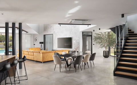 Villa H2: Flooring, Fussboden, Interior Design, Möbel, Decke, Stuhl, Fliese, Wohnzimmer