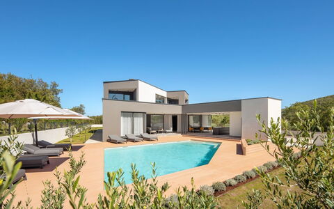 Villa H2: Zuhause, Estate, Schwimmbad, Bauernhaus, Landscaping, Villa, Design, Eco Hotel, Villa