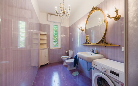 Gli Oleandri di Grazia: Flooring, Interior Design, Fussboden, Armatur, Badezimmer, Beleuchtung, Decke, Zuhause, Installation, Light Fixture