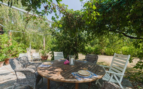 Gli Oleandri di Grazia: Möbel, Gartenmöbel, Tabelle, Stuhl, Tisch Im Freien, Strauch, Küche & Esszimmer Tisch, Garten, Schatten, Hinterhof