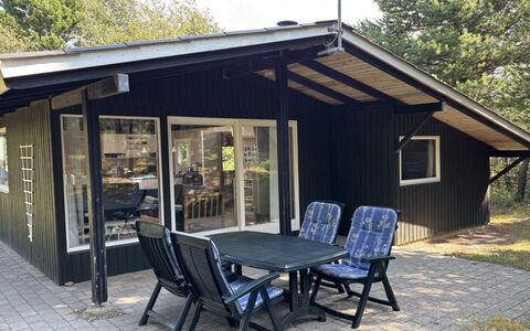 Hardina - 1Km from the Sea: Haus, Hütte, Tür, Zuhause, Schatten, Gartenbauten, Abstellgleis, Garten, Outdoor Struktur, Veranda