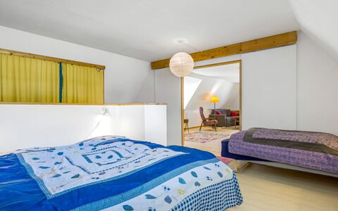 Thilo - 39Km from the Sea: Interior Design, Möbel, Bett, Schlafzimmer, Flooring, Fussboden, Wand, Decke, Holz, Zimmer
