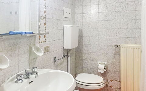 Ai Pascoli: Interior Design, Flooring, Fussboden, Armatur, Zimmer, Sinken, Badezimmer, Bad Sink, Installation, Zapfhahn