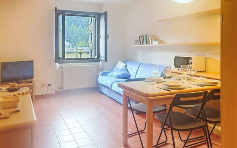 Ai Pascoli: Interior Design, Möbel, Zimmer, Decke, Wohnung, Fussboden, Flooring, Zuhause, Wohnzimmer, Couch