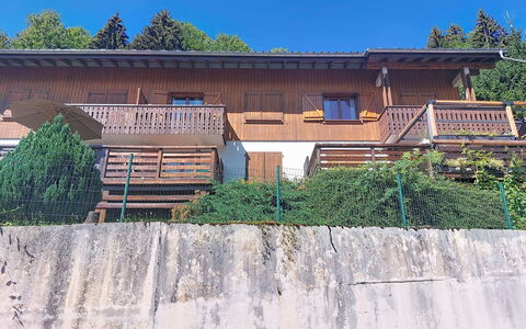 Les Grandes Aiguilles: Balkon, Lärche, Zaun, Home Fechten, Immergrün, Veranda