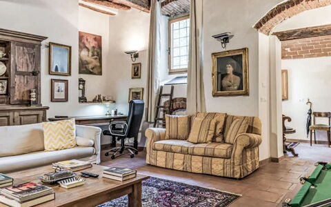 Il Pozzo dei Desideri: Möbel, Interior Design, Wand, Holz, Flooring, Couch, Wohnzimmer, Stuhl, Zuhause, Tabelle