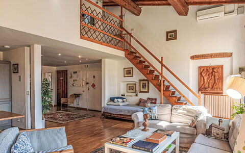 Bellavista: Möbel, Interior Design, Wand, Flooring, Holz, Couch, Fussboden, Wohnzimmer, Zuhause, Zimmer