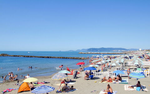 Marina di Massa 651: Gewässer, Strand, Küste, Küsten Und Ozeanische Forms, Meer, Ufer, Erholung, Sommer, Urlaub