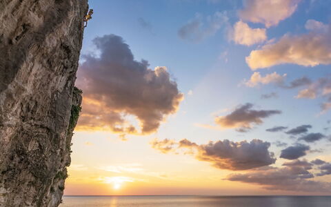 Cala Isulidda: Himmel, Blau, Wolke, Wasser, Horizont, \Fels, Meer, Sonnenuntergang, Schönheit, Küsten Und Ozeanische Forms