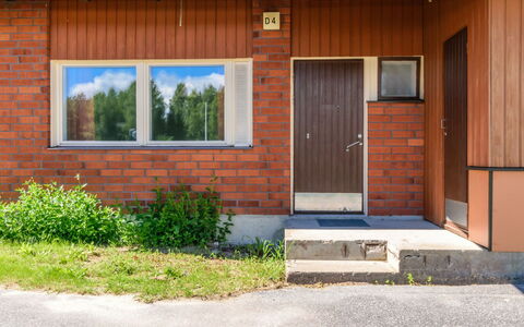 Heinävesi Homes D4: Holz, Tür, Abstellgleis, Hütte, Holzbeize, Garten, Auffahrt, Hinterhof, Gartenbauten