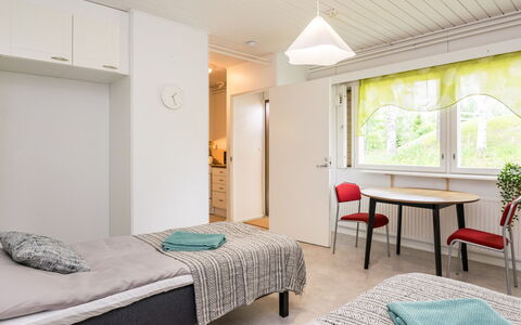 Heinävesi Homes D7: Interior Design, Möbel, Flooring, Fussboden, Holz, Decke, Zimmer, Beleuchtung, Schlafzimmer, Bett