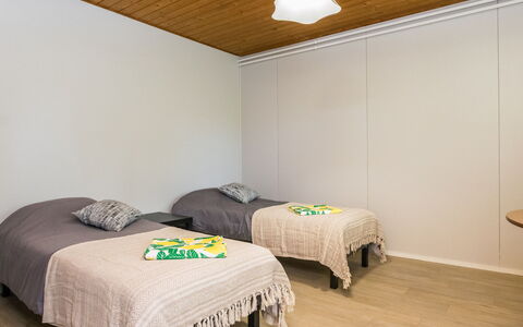 Heinävesi Homes D8: Interior Design, Flooring, Fussboden, Wand, Holz, Decke, Schlafzimmer, Möbel, Zimmer, Bett
