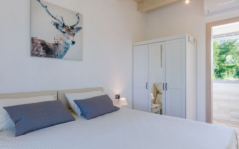 Villa Mia 6: Interior Design, Möbel, Schlafzimmer, Holz, Bett, Fussboden, Flooring, Zimmer, Decke, Zuhause