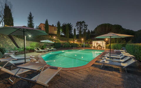 Villa Ginestraio 14: Schwimmbad, Resort, Eco Hotel, Garten, Hazienda, Landscaping, Thermae, Hotel, Estate, Garten