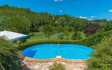 La Casa Dell'Artista 6: Blau, Schwimmbad, Freizeit, Schatten, Gartenmöbel, Resort, Garten, Hinterhof, Eco Hotel, Landscaping
