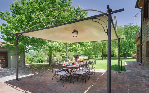Villa Augusto 10: Garten, Möbel, Überdachung, Schatten, Gazebo, Outdoor Struktur, Terrasse, Hinterhof, Gartenmöbel, Garten