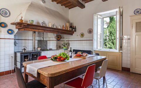 Villa Lemura 16+4: Möbel, Interior Design, Flooring, Küche, Holz, Countertop, Cabinetry, Fussboden, Zuhause, Zimmer