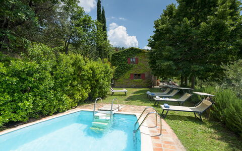 Le Volpaie 6+1: Schwimmbad, Strauch, Resort, Eco Hotel, Estate, Hütte, Garten, Hazienda, Villa, Gartenmöbel