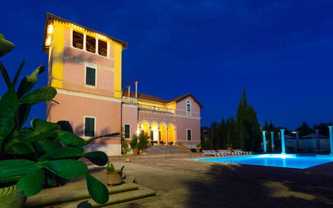 Villa Capozza 18+2: Estate, Nacht, Hazienda, Villa, Resort, Villa, Hotel, Eco Hotel, Mitternacht, Schwimmbad