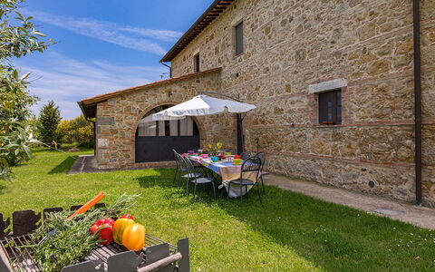 Podere Bagnolo 8: Hütte, Bauernhaus, Backstein, Estate, Villa, Steinwand, Hazienda, Hinterhof, Zimmerpflanze, Schwimmbad