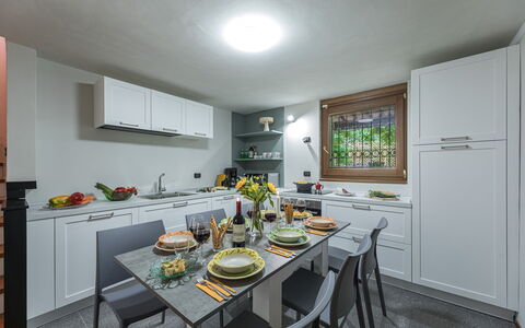 Villa Joy 6: Küche, Küchengerät, Countertop, Major Appliance, Interior Design, Möbel, Haushaltsgerät, Herd, Zuhause, Decke