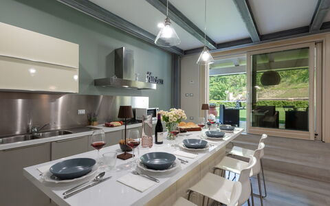 Chipieri 4+2: Küche, Möbel, Interior Design, Countertop, Küchengerät, Major Appliance, Decke, Flooring, Light Fixture, Zuhause