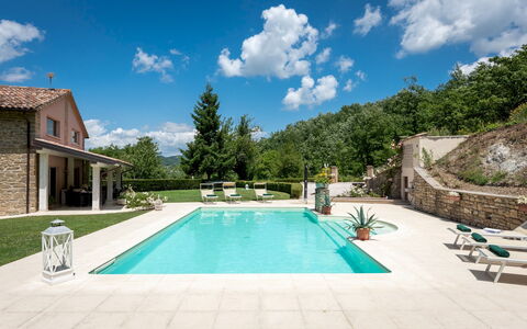 Chipieri 4+2: Schwimmbad, Resort, Freizeit, Estate, Gartenmöbel, Thermae, Eco Hotel, Bauernhaus, Villa, Hazienda
