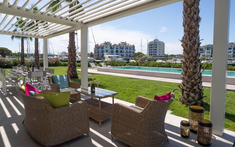 Portoverde Beach Villa 12: Resort, Gartenmöbel, Wohnung, Garten, Schatten, Tisch Im Freien, Landscaping, Eco Hotel, Eigentumswohnung, Freizeit