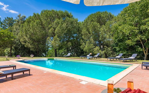 Poggio Medei 10: Blau, Schwimmbad, Garten, Resort, Schatten, Estate, Hazienda, Landscaping, Eco Hotel, Villa