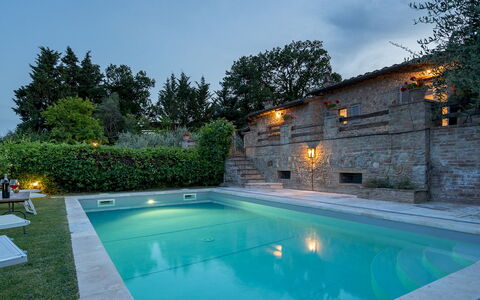 L'Oliveta 6: Schwimmbad, Verbundwerkstoff, Estate, Water Feature, Resort, Hinterhof, Thermae, Hazienda, Garten, Landscaping