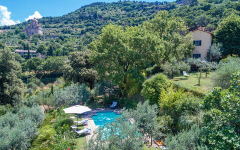Casa del Sole 4: Vegetation, Menschliche Siedlung, Schwimmbad, Ländliches Gebiet, Bergstation, Eco Hotel, Resort, Gebirge, Estate, Bergdorf