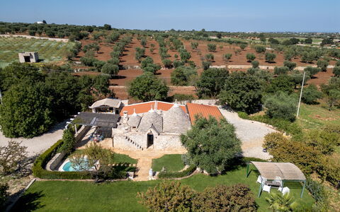 Trulli Littoria 4: Landschaft, Haus, Die Architektur, Estate, Dach, Ländliches Gebiet, Grundstueck, Zuhause, Hütte