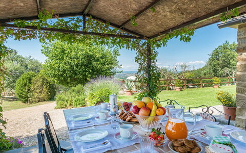 La Torretta 10: Strauch, Garten, Möbel, Gartenmöbel, Tisch Im Freien, Eco Hotel, Hinterhof, Garten, Hütte, Landscaping