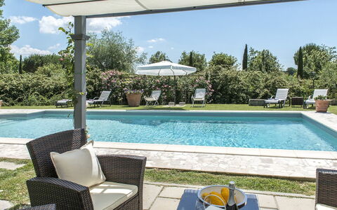 Albachiara 8: Schwimmbad, Gartenmöbel, Möbel, Resort, Schatten, Garten, Stuhl, Eco Hotel, Hinterhof, Outdoor Struktur