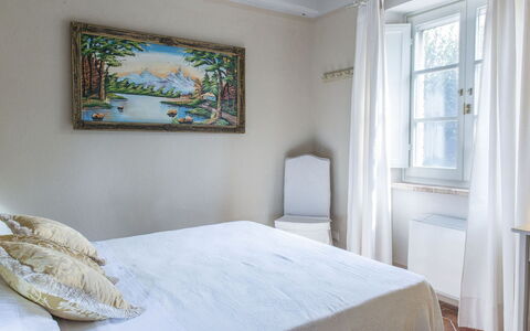 Albachiara 8: Schlafzimmer, Bett, Wand, Interior Design, Bettdecke, Möbel, Bedding, Fussboden, Zimmer, Textil