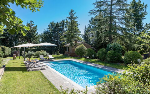 Casa Ciculino 8: Schwimmbad, Garten, Resort, Estate, Eco Hotel, Schatten, Bauernhaus, Landscaping, Hütte, Rasen