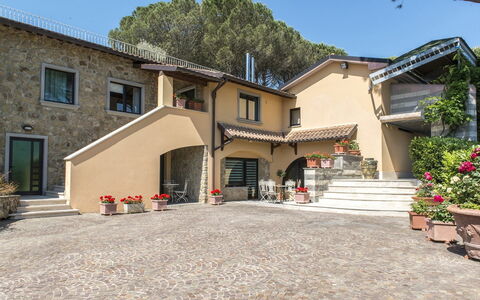 Il Vignale 18+2: Zuhause, Estate, Balkon, Schatten, Hazienda, Villa, Hof, Zimmerpflanze, Auffahrt, Blumentopf