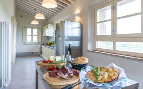 Rosa dei Venti 8: Möbel, Interior Design, Decke, Holz, Flooring, Küche, Beleuchtung, Zimmer, Fussboden, Countertop