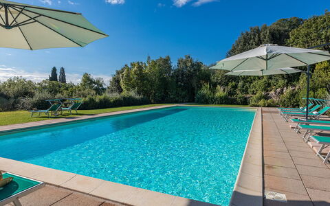 Villa Il Foramasso 10+2: Blau, Schwimmbad, Resort, Eco Hotel, Landscaping, Villa, Hazienda, Hotel, Thermae, Water Feature