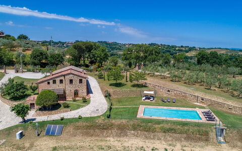 Bossoncina 8+1: Gras, Landschaft, Einfach, Ländliches Gebiet, Grundstueck, Estate, Bauernhaus, Hütte, Rasen