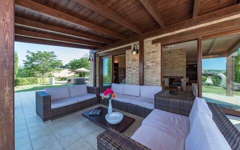Casale Rosy 6+2: Holz, Möbel, Flooring, Fussboden, Tabelle, Stuhl, Gartenmöbel, Zuhause, Veranda, Schatten