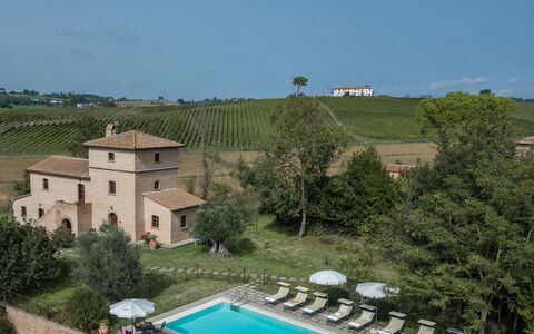 Casale Cinque Valli 8: Estate, Villa, Hazienda, Schwimmbad, Hotel, Villa